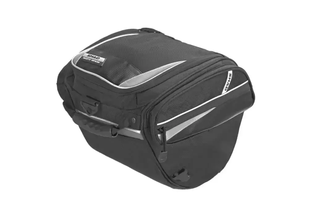 X0sc20- Shad Scooter Bag (Floor Mount) 16L (Clearance Price, No Further Discount) 1