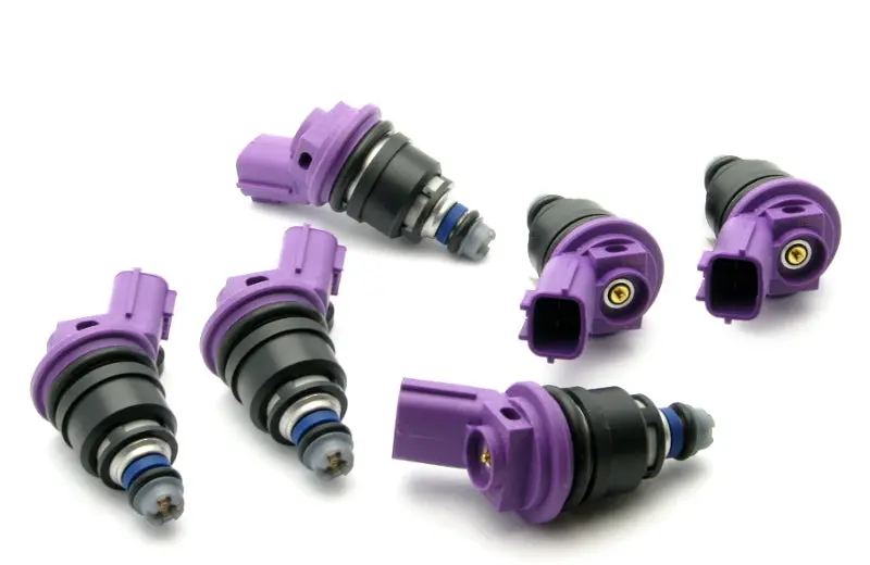 Deatschwerks 96-99 Nissan I30 Vq30 / Rb25Det / Maxima Vq30De / 300Zx 550Cc Side Feed Injectors 1