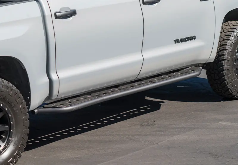 Cali Raised Hybrid Rock Sliders For 2022 Toyota Tundra – Kick-Out Design With Powder-Coated Finish 1